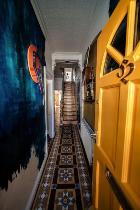 Glenroy Arts Gallery Meets Living Space Cardiff Exteriér fotografie
